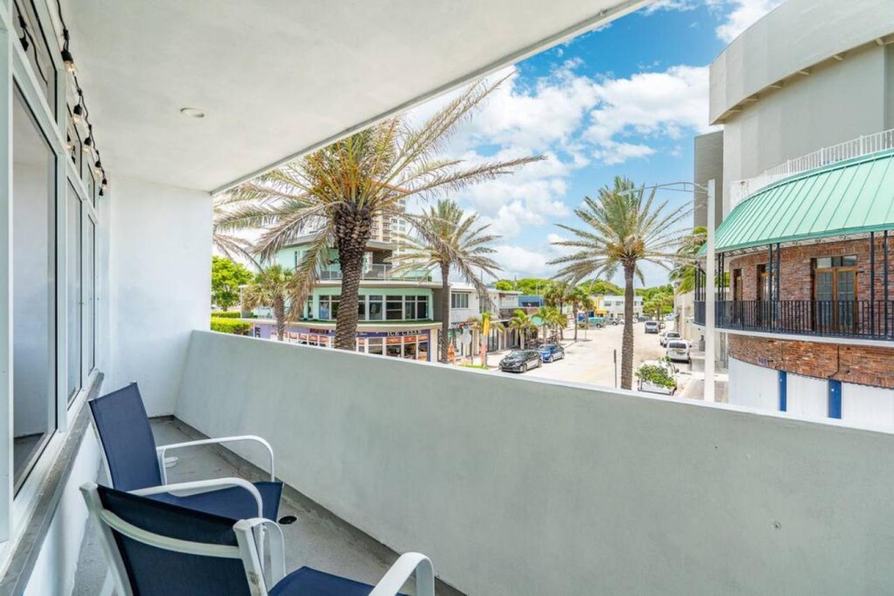 The Purple Pelican Beachfront With Ocean Balcony Unit 3 Fort Lauderdale Exterior photo