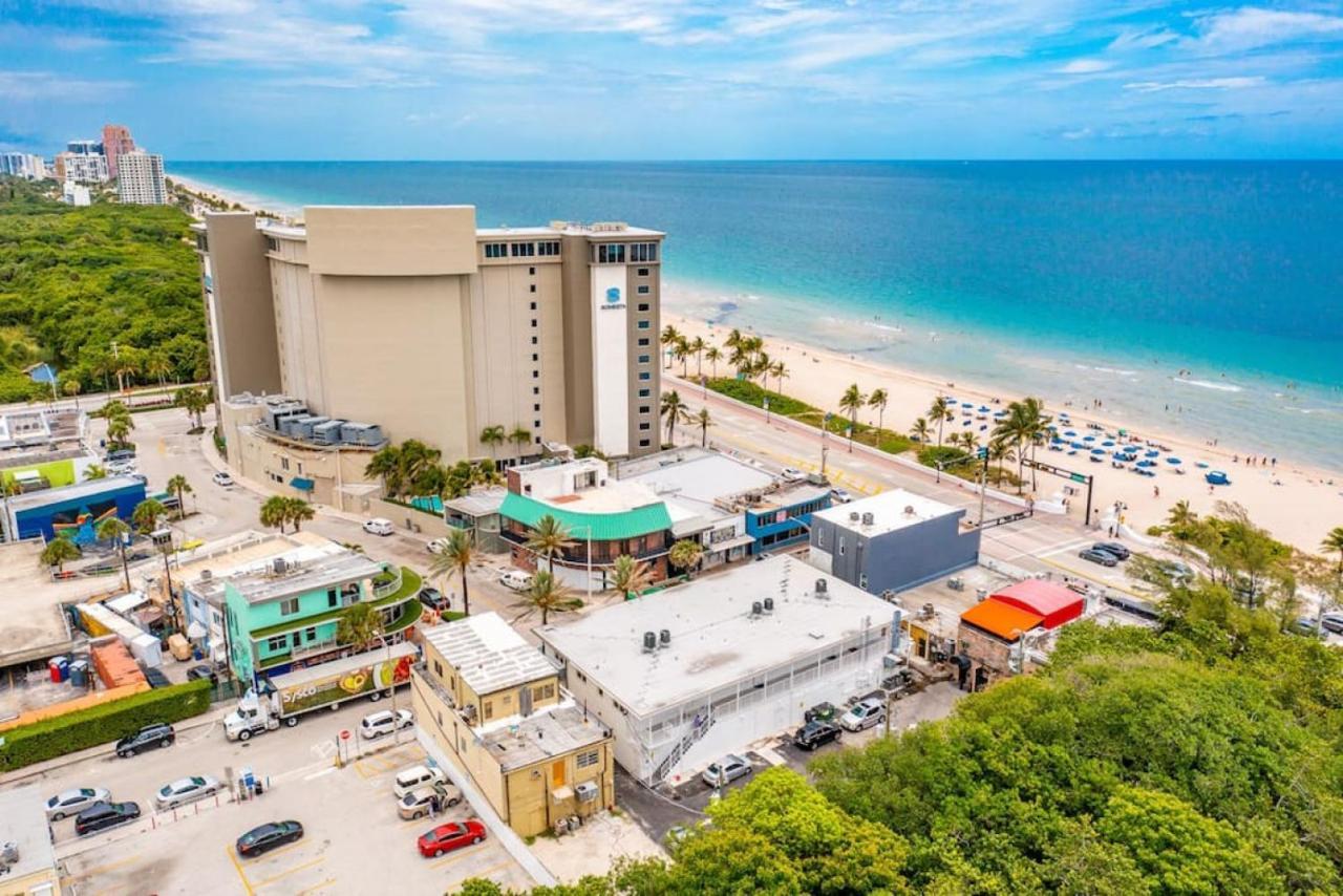 The Purple Pelican Beachfront With Ocean Balcony Unit 3 Fort Lauderdale Exterior photo