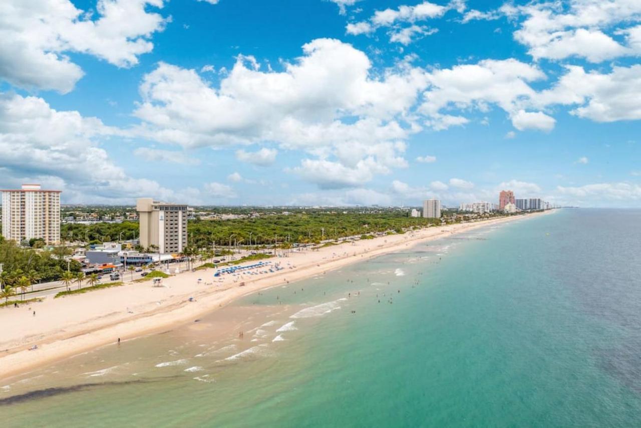 The Purple Pelican Beachfront With Ocean Balcony Unit 3 Fort Lauderdale Exterior photo