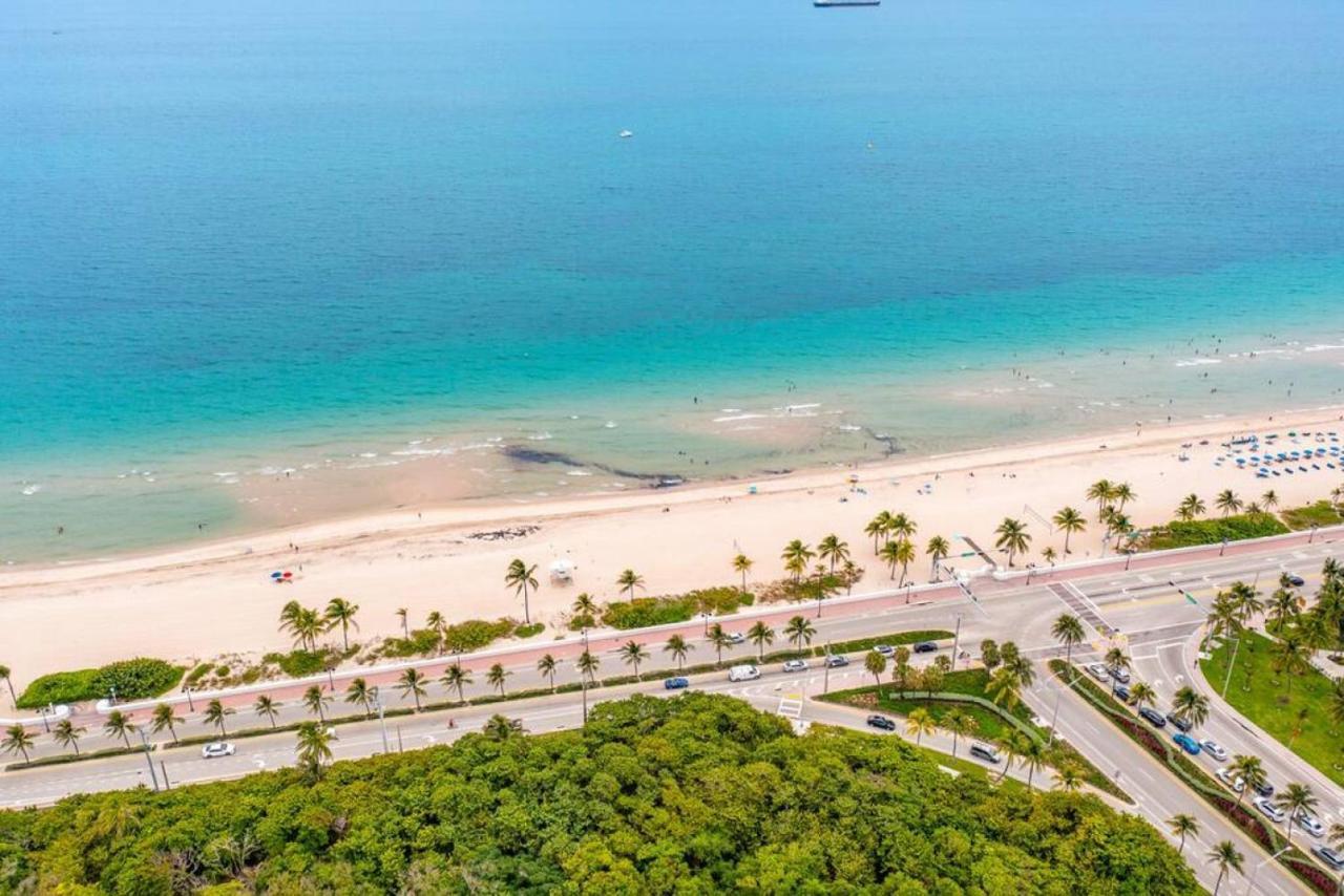The Purple Pelican Beachfront With Ocean Balcony Unit 3 Fort Lauderdale Exterior photo