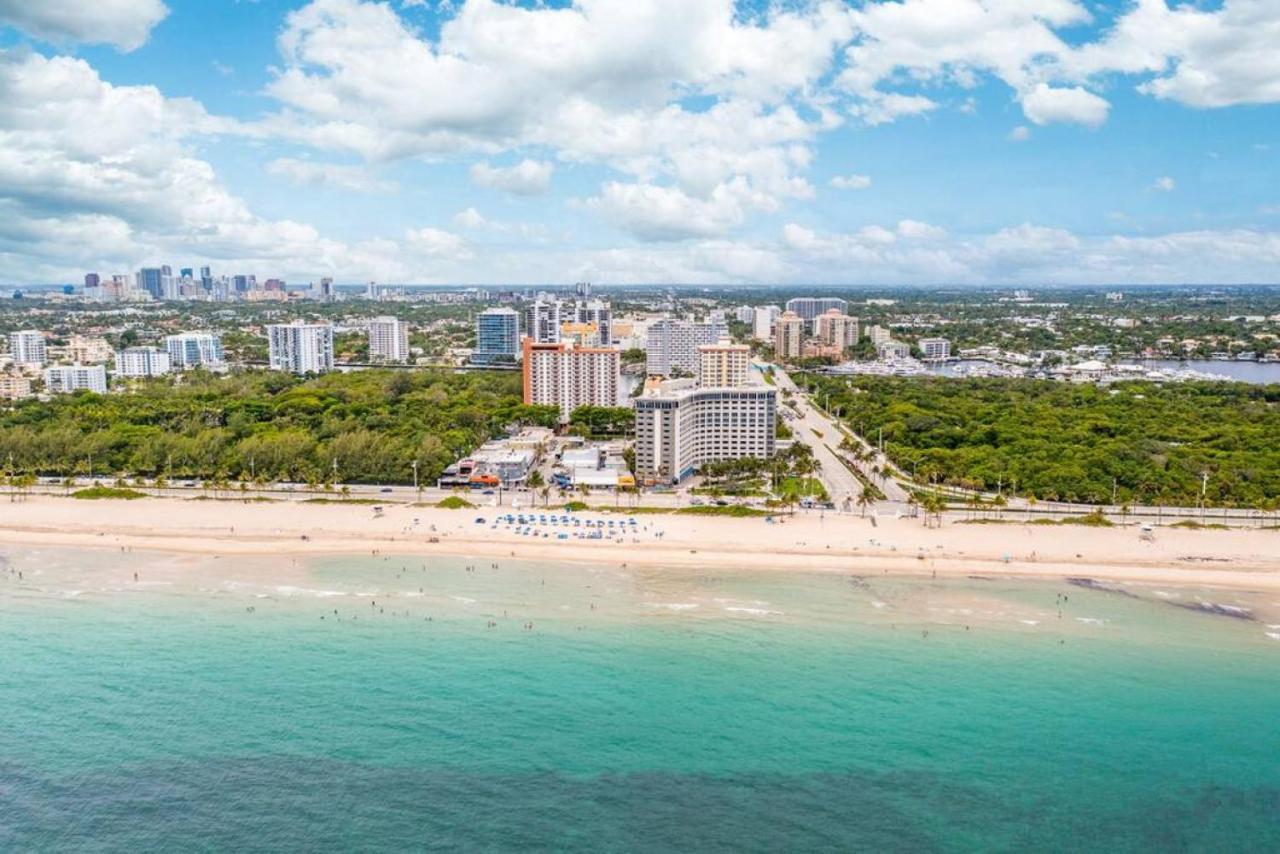 The Purple Pelican Beachfront With Ocean Balcony Unit 3 Fort Lauderdale Exterior photo