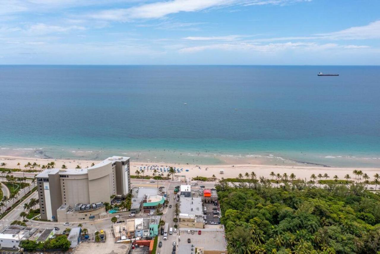 The Purple Pelican Beachfront With Ocean Balcony Unit 3 Fort Lauderdale Exterior photo